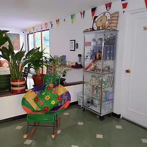 Homestay Moradia Laureles, Medellin